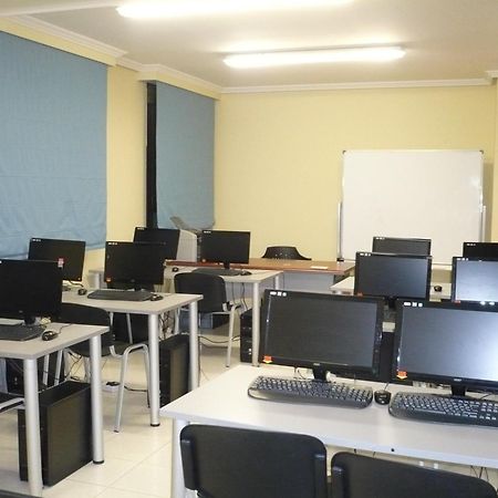 Hostal Plaza Mayor توريخون ذي أرذوث المظهر الخارجي الصورة