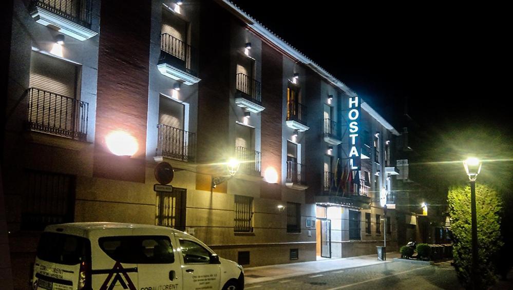 Hostal Plaza Mayor توريخون ذي أرذوث المظهر الخارجي الصورة